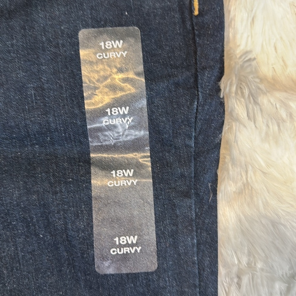 NWT, Eddie Bauer Blue Boot-cut stretch Jeans with Classic Stitching, size 18W - Picture 5 of 13